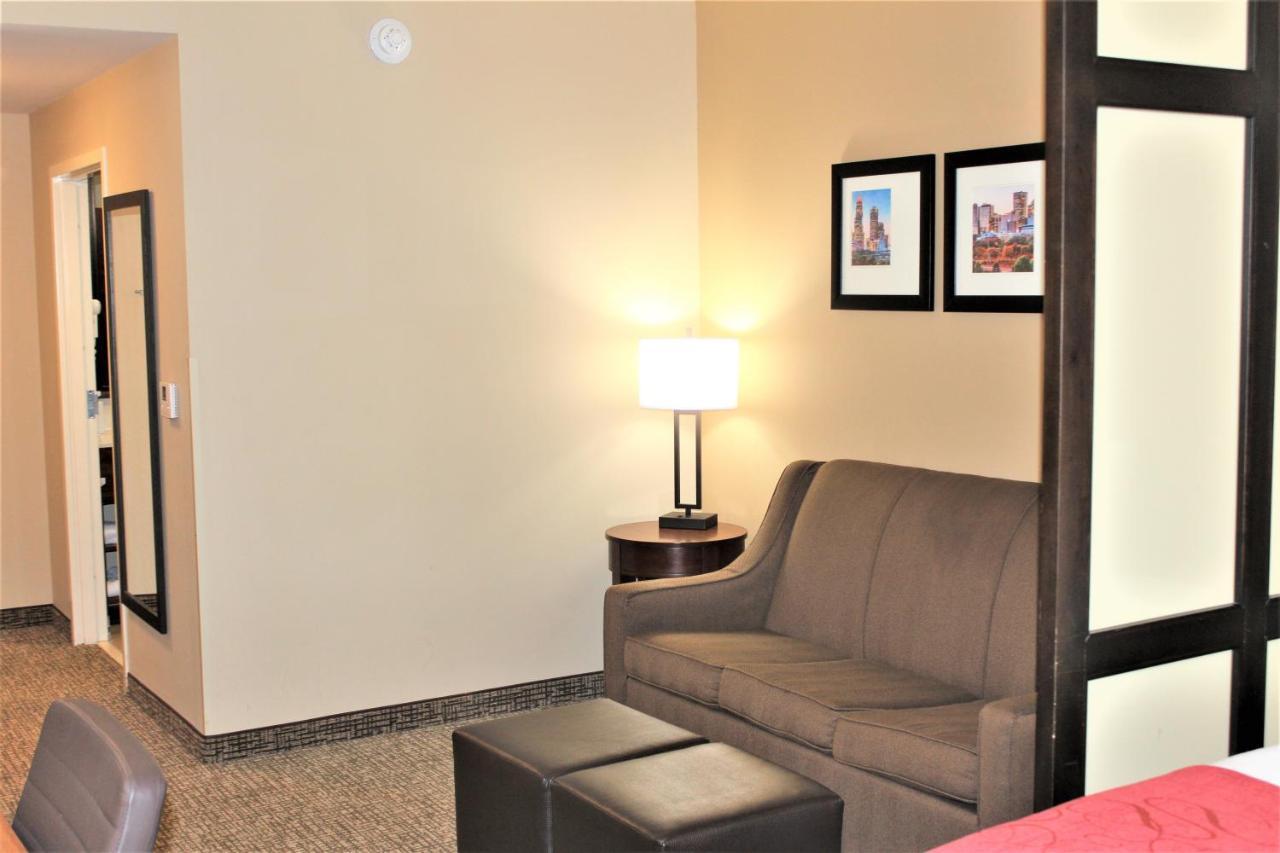 Comfort Suites Huntersville Near Lake Norman Eksteriør billede
