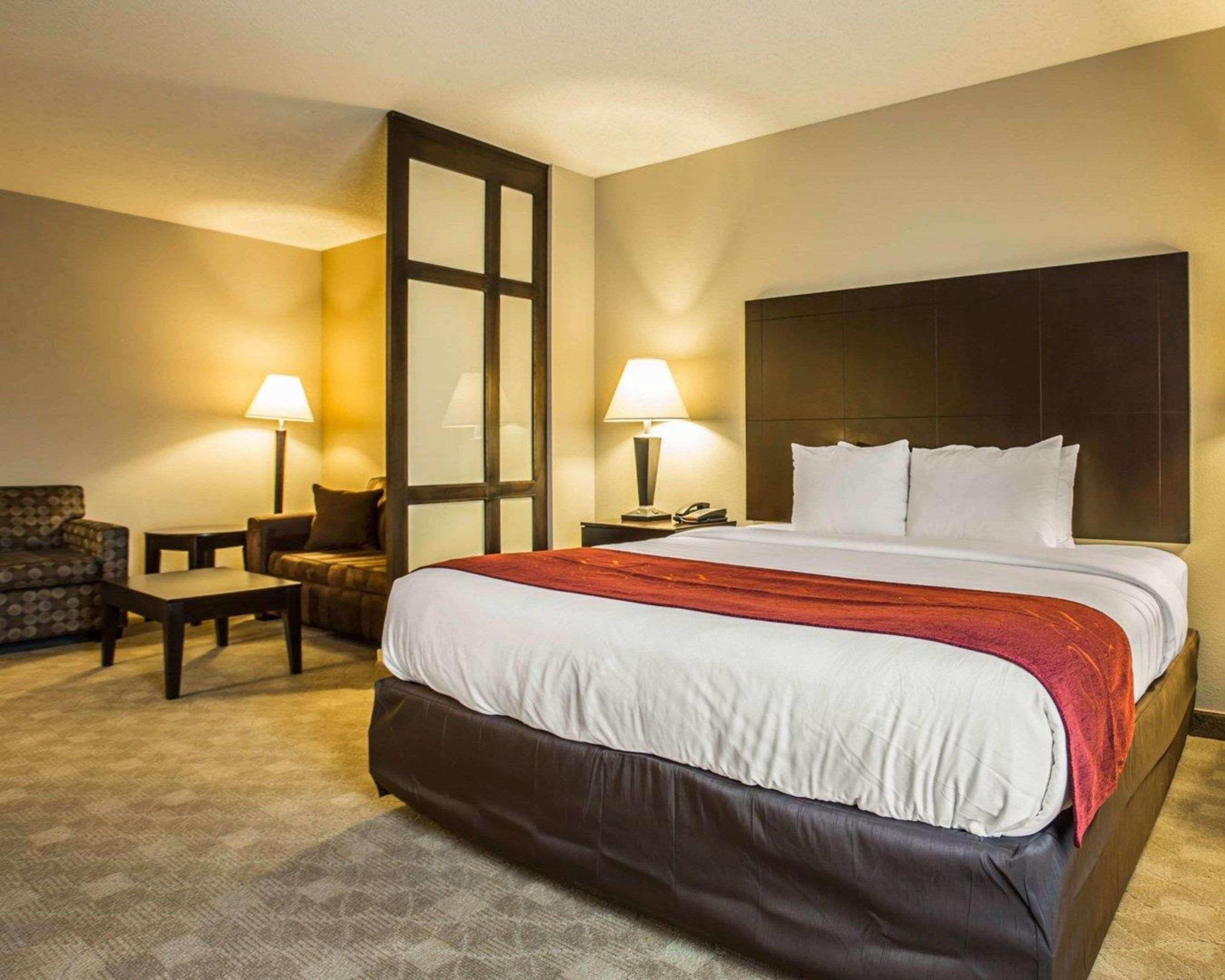 Comfort Suites Huntersville Near Lake Norman Eksteriør billede