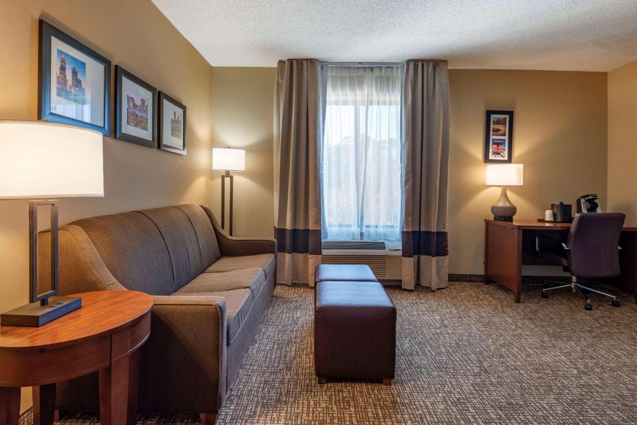 Comfort Suites Huntersville Near Lake Norman Eksteriør billede