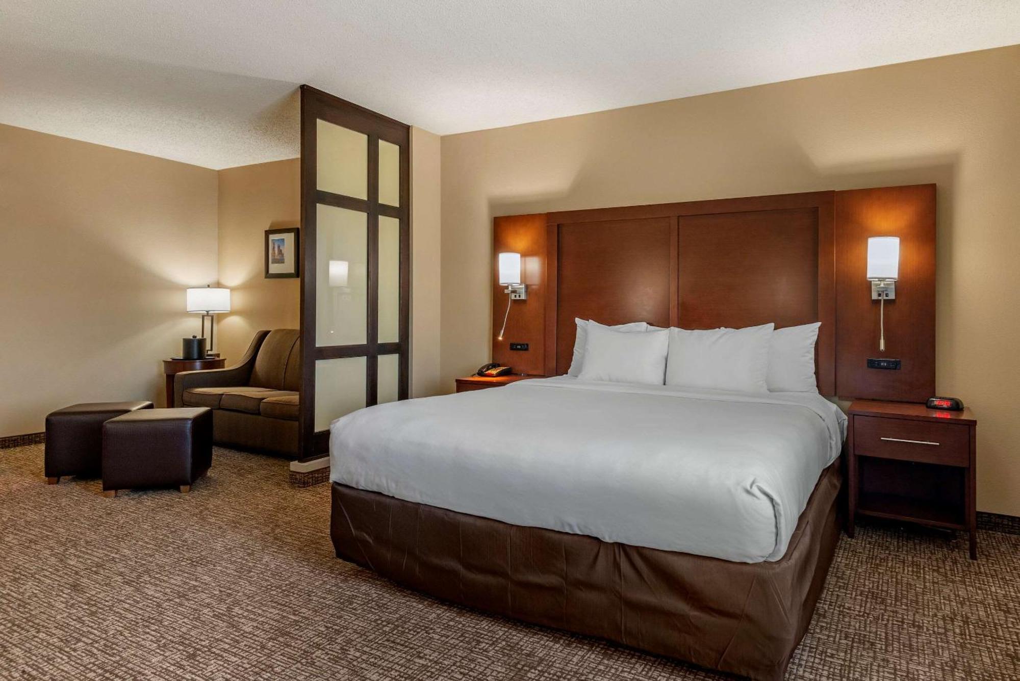 Comfort Suites Huntersville Near Lake Norman Eksteriør billede